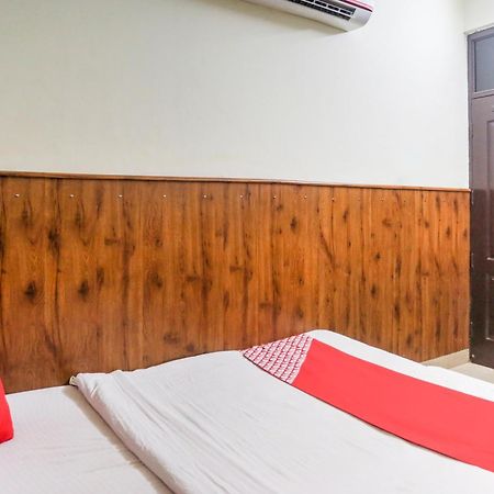 Hotel O Shri Sai Guest House Delhi  Esterno foto