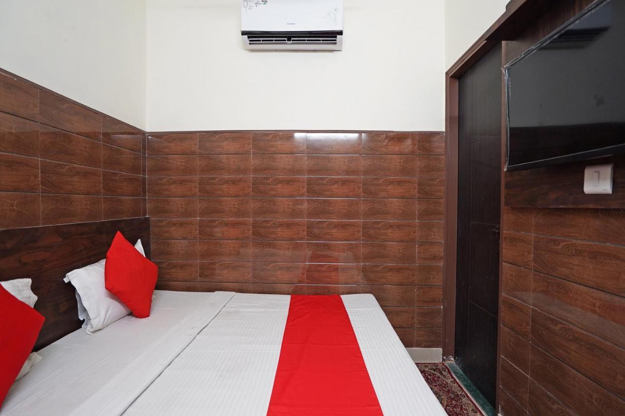 Hotel O Shri Sai Guest House Delhi  Esterno foto