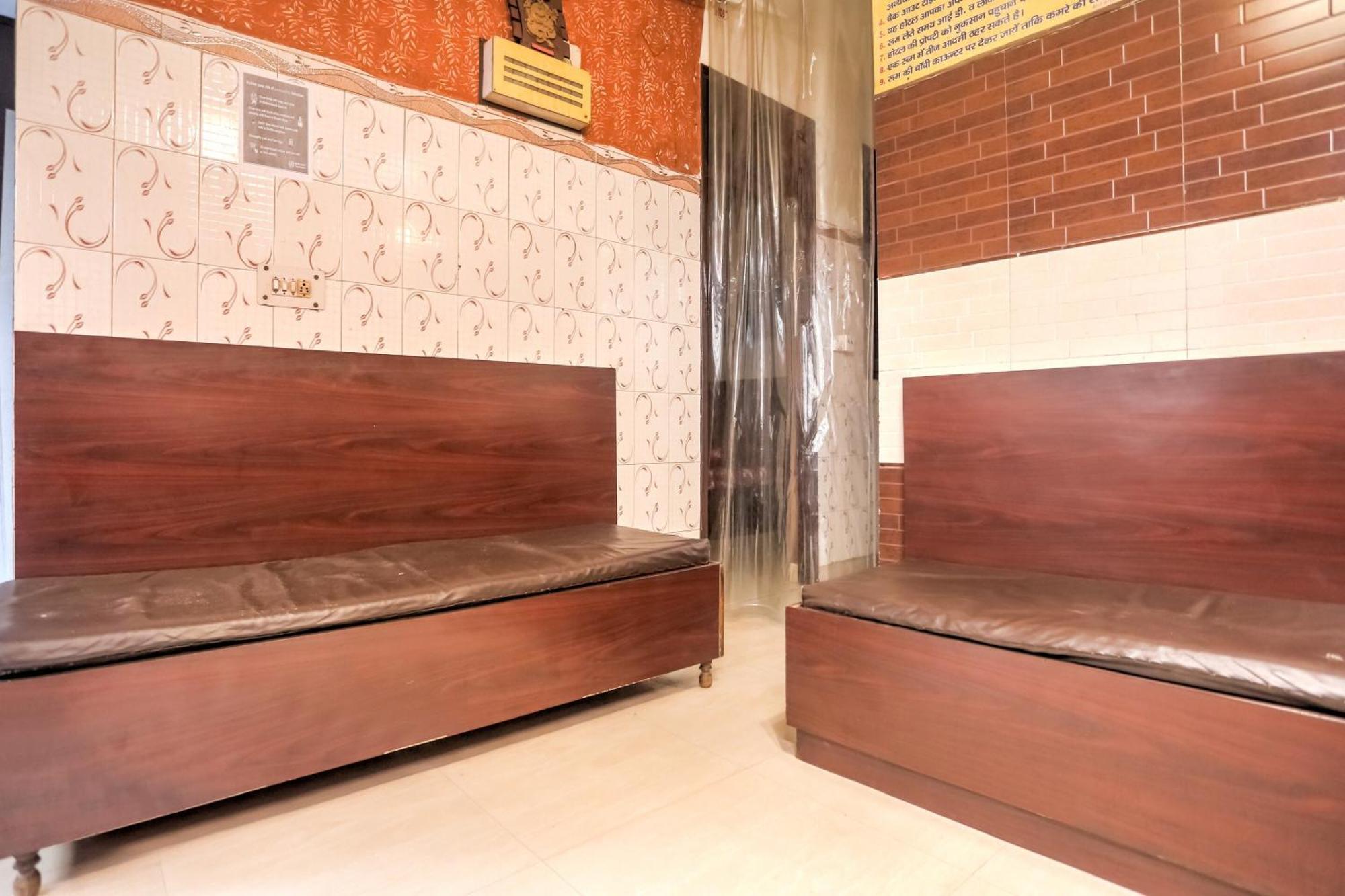 Hotel O Shri Sai Guest House Delhi  Esterno foto