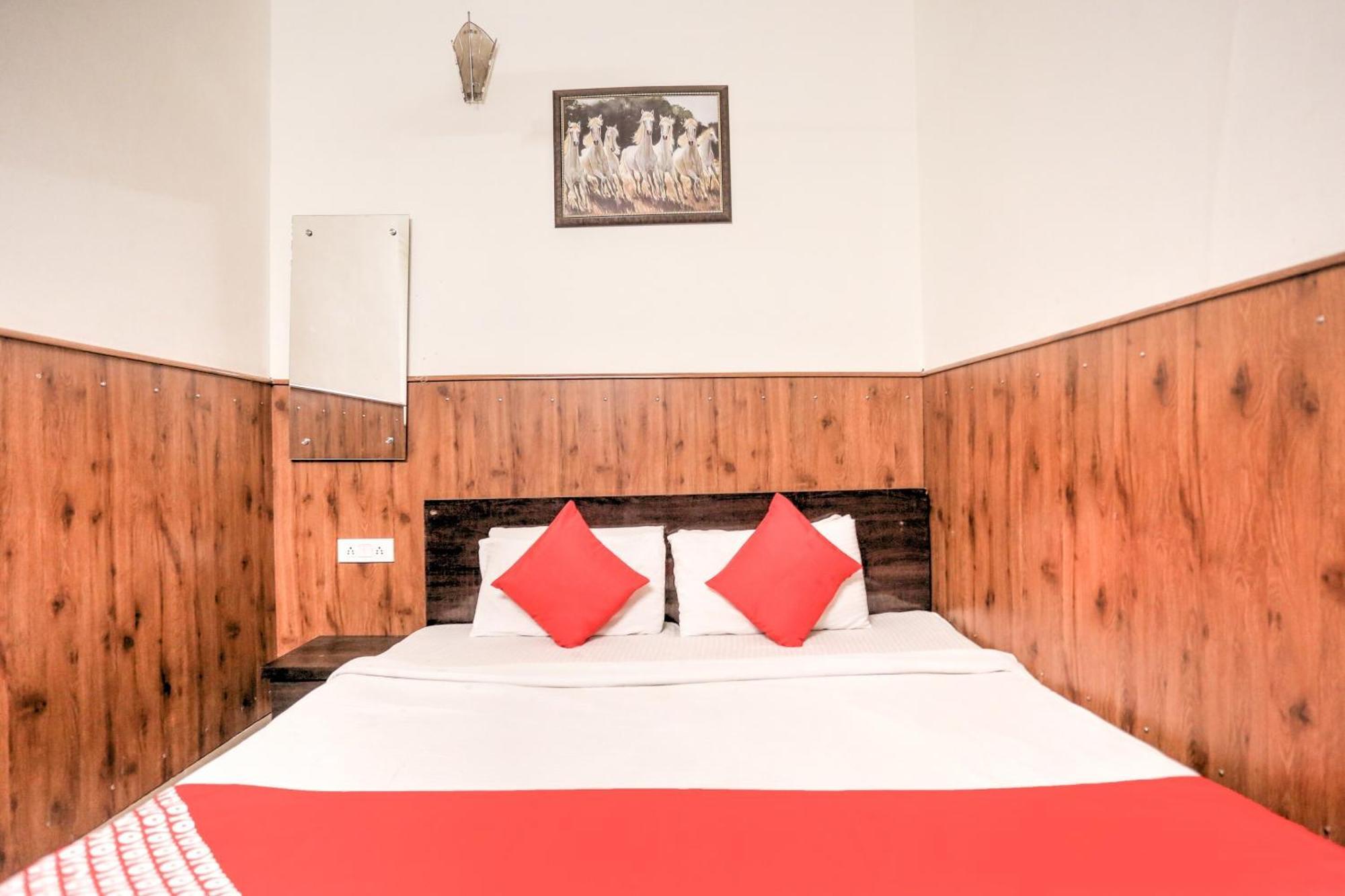 Hotel O Shri Sai Guest House Delhi  Esterno foto