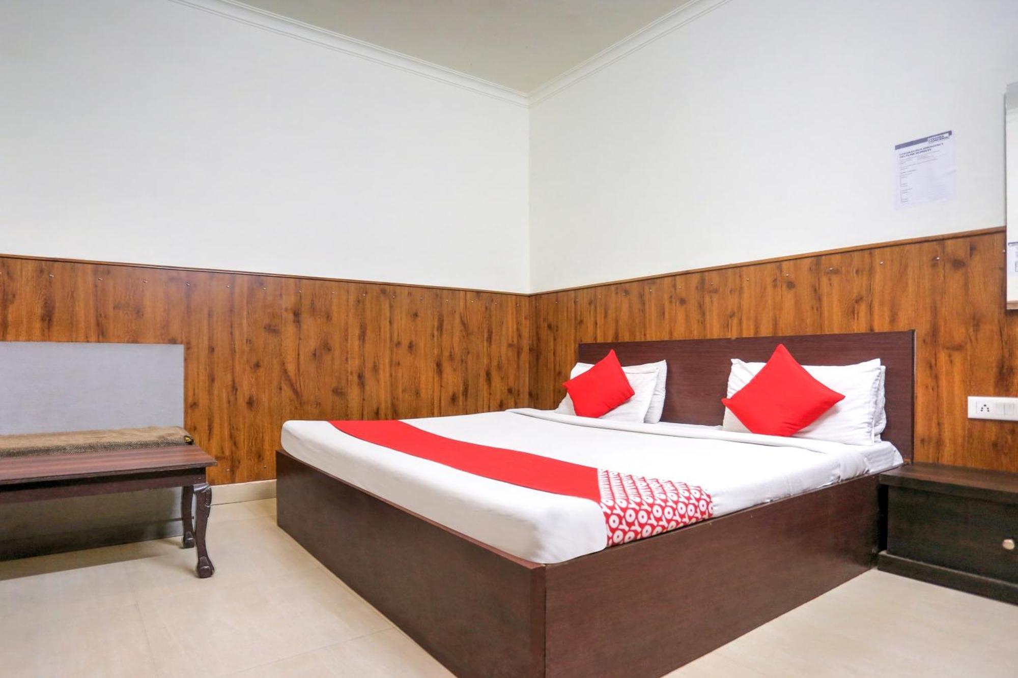 Hotel O Shri Sai Guest House Delhi  Esterno foto
