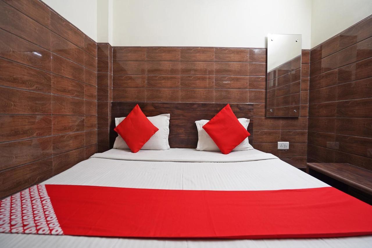 Hotel O Shri Sai Guest House Delhi  Esterno foto