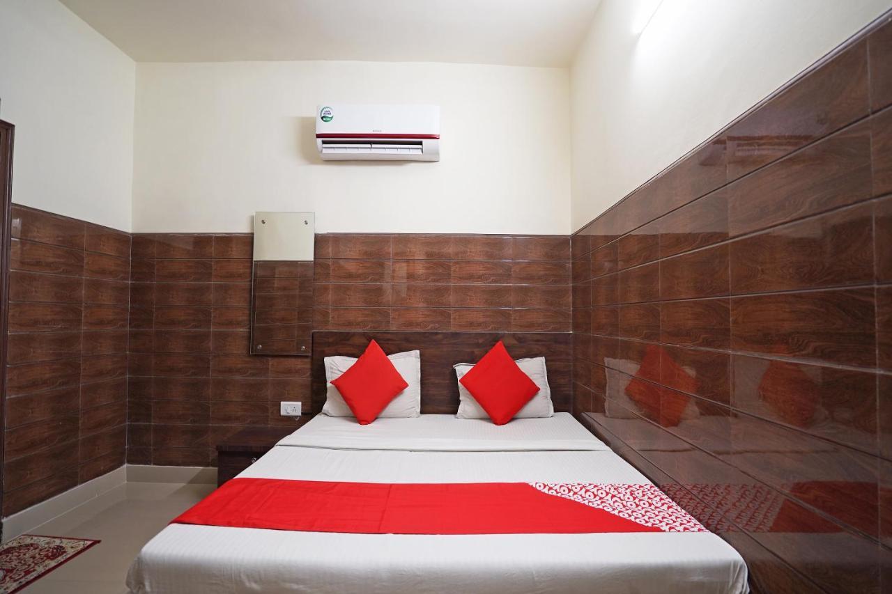 Hotel O Shri Sai Guest House Delhi  Esterno foto